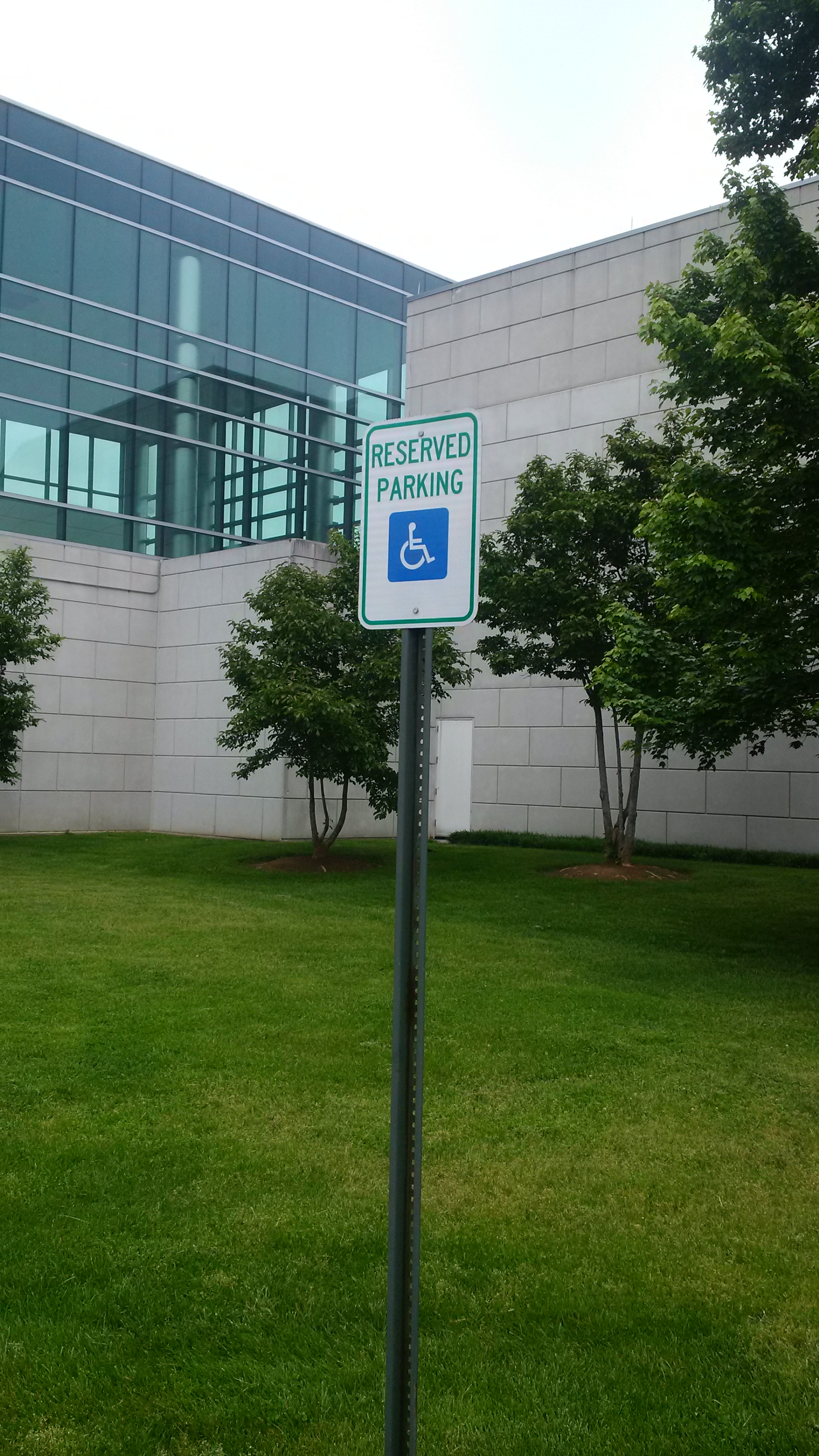 Image of NIH Handicap Parking Sign